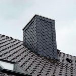 Dacharbeiten: Schornsteinverkleidung mit Naturschiefer